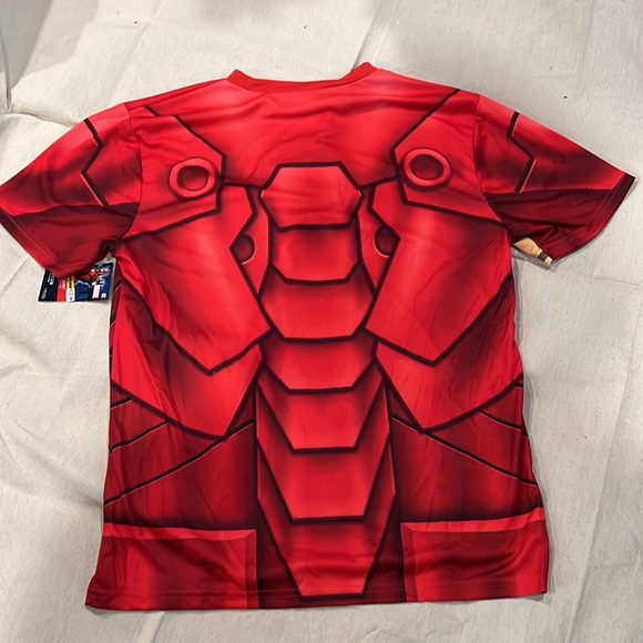 🇺🇸NWT Iron Man stretch shirt - Picture 2 of 7